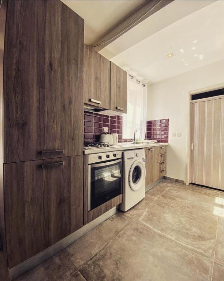 Malta Suites Senglea Exterior foto
